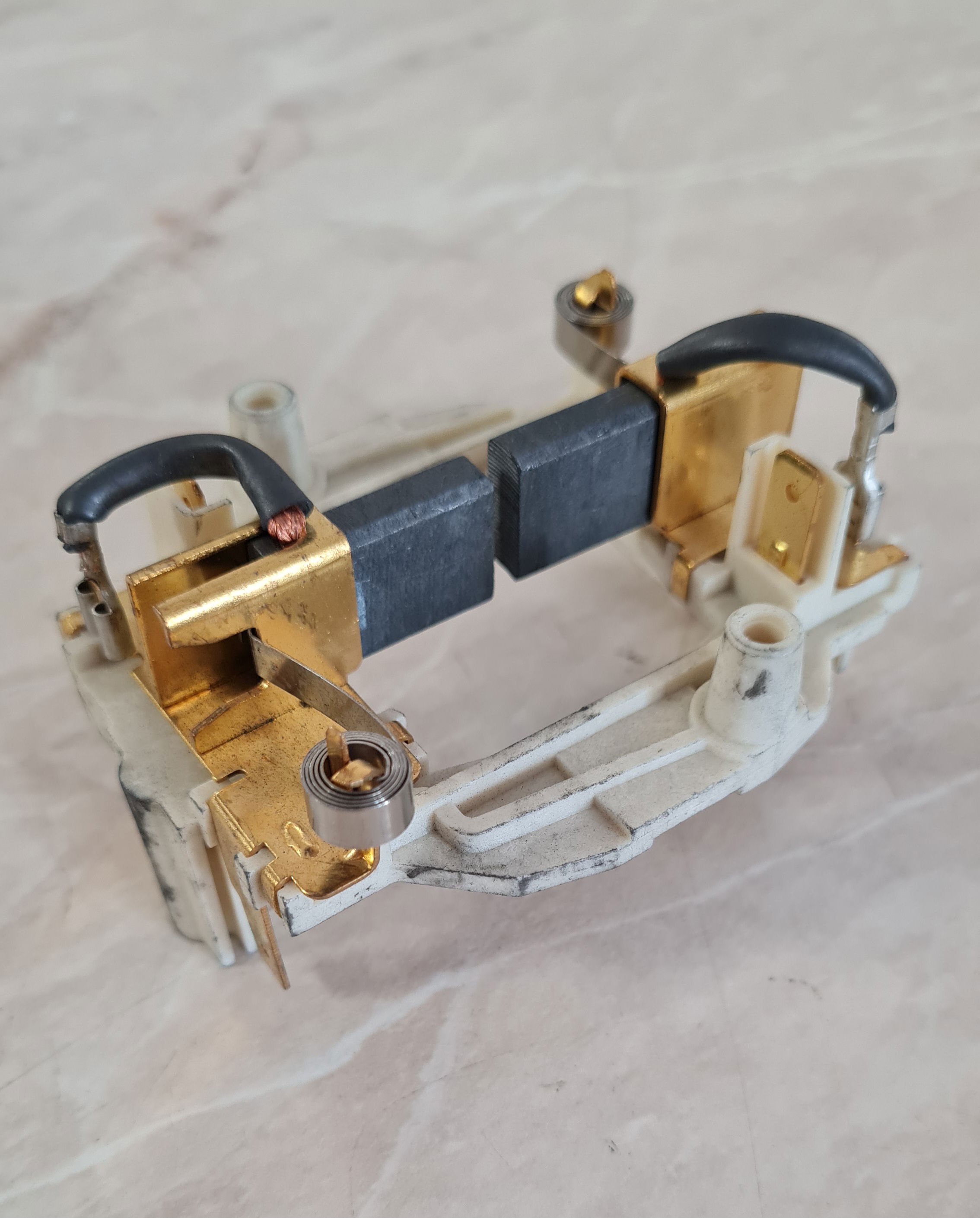 Dewalt Szénkefepár termék fő termékképe